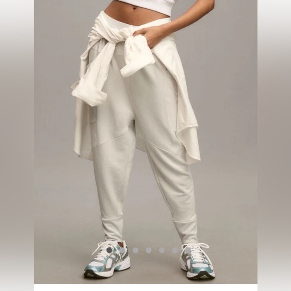 Anthropologie Daily Practice Harem Joggers Large Light Gray Relaxed Fit Joggers - Picture 2 of 8